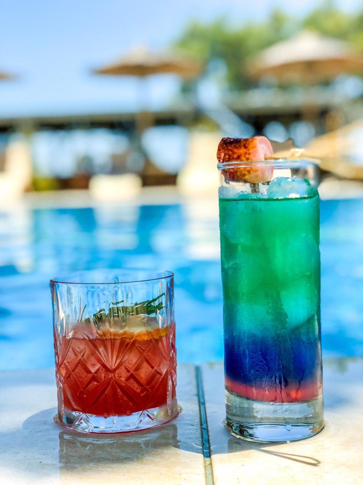 Elixir Del Mar On The Beach Kamari  Bagian luar foto